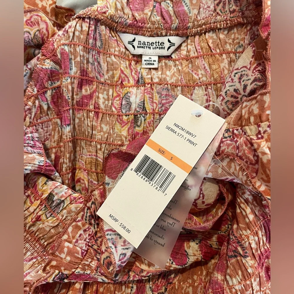 Floral Ruffle Blouse - Picture 2 of 3